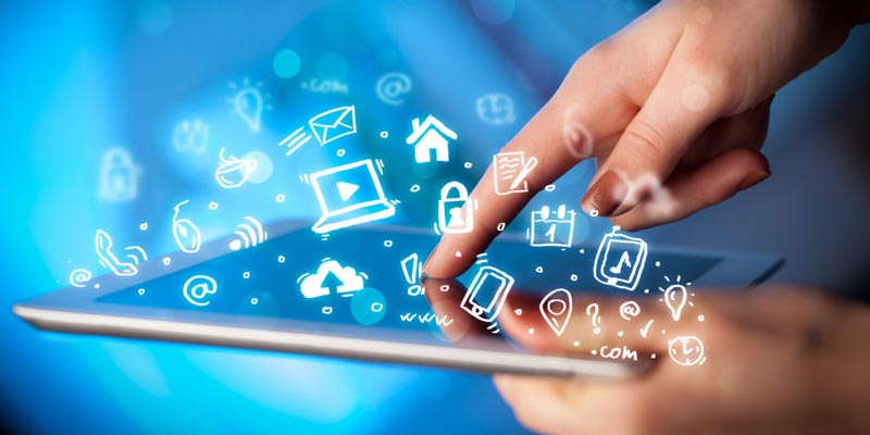 Why Choose a CRM Solution? – 5 Benefits to Consider